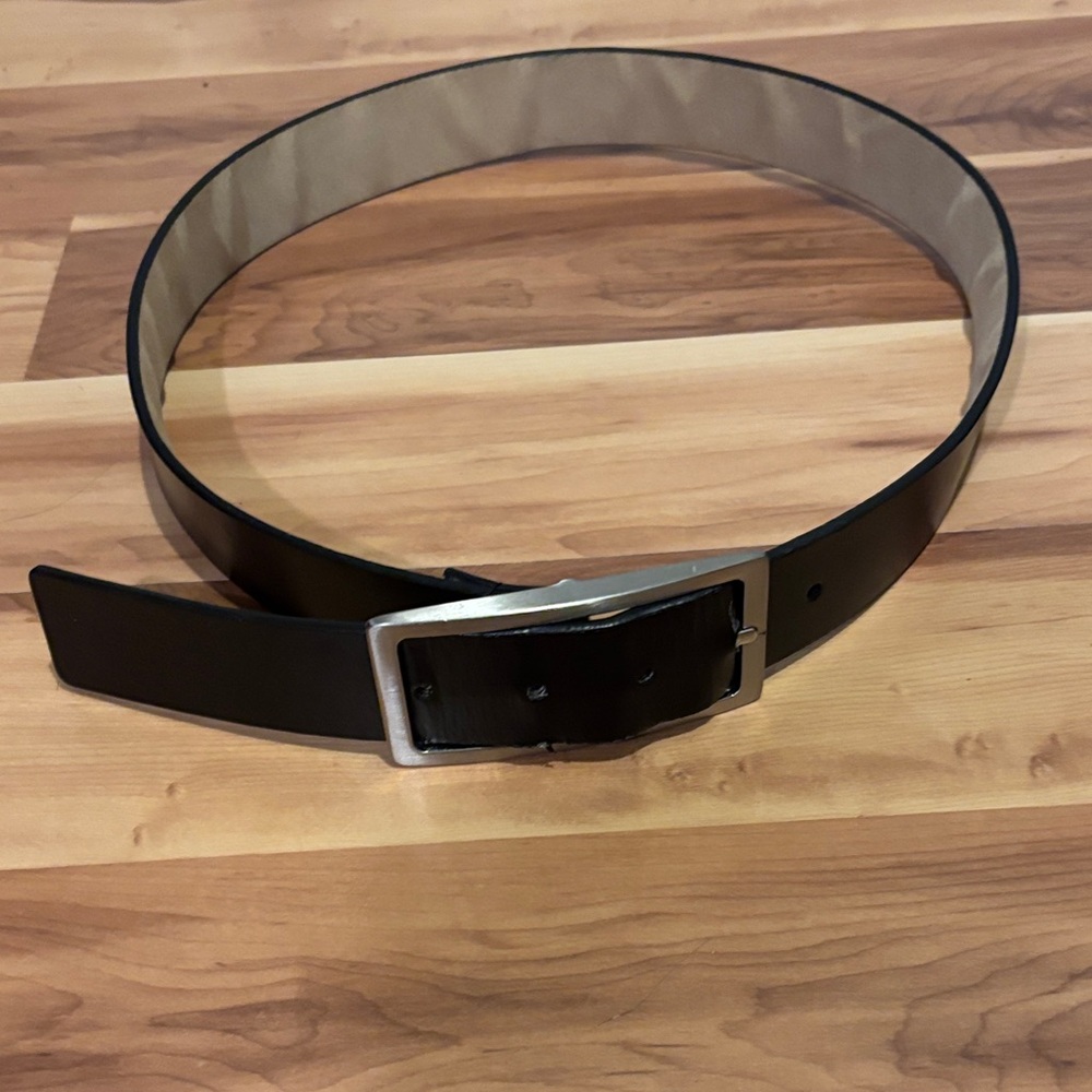 Women’s  Black Leather Belt